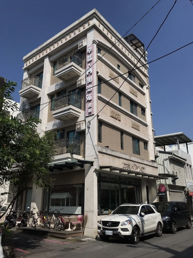 幸福加油站电梯民宿 #1