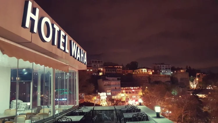Waha Hotel #1