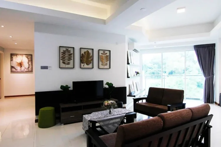 YO.OM Families Luxury Condo Gateway 6 Pax #1