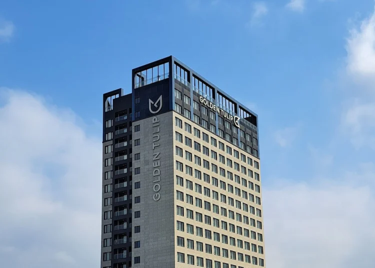 金郁金香艾佛龙仁饭店 #1