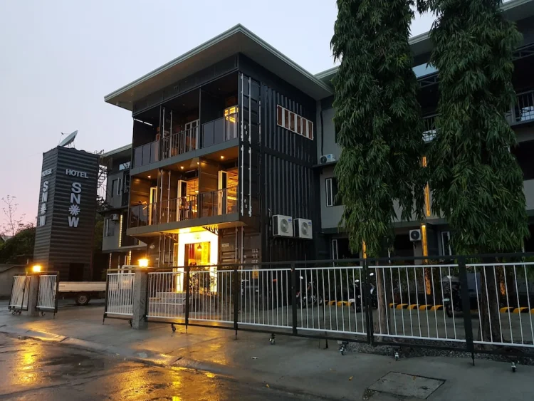 下雪酒店 #1