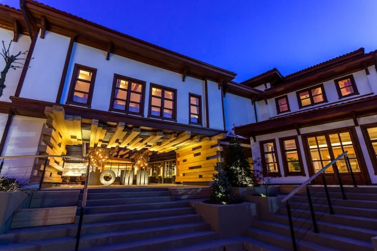 Omm Inn Hotel #1