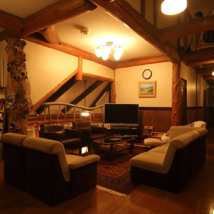 俱乐部山林小屋 #1