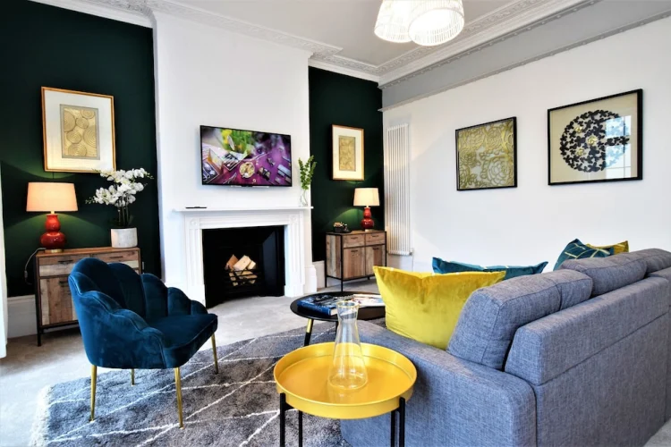Frederick Place Your Apartment #1