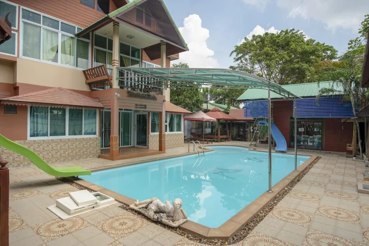 Oyo 402 Raknatee Resort #1
