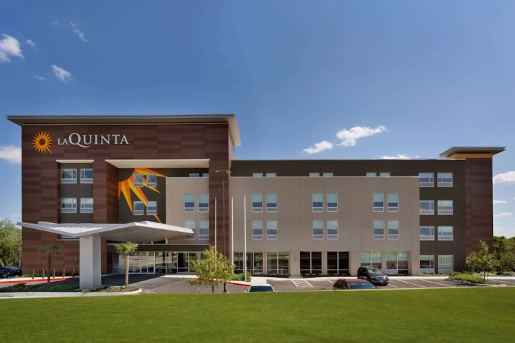 La Quinta Inn amp Suites by Wyndham - 0d0c1c3d Z 