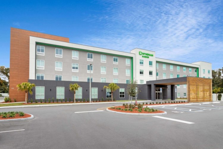 Wyndham Garden Orlando Airport - 7225387f Z