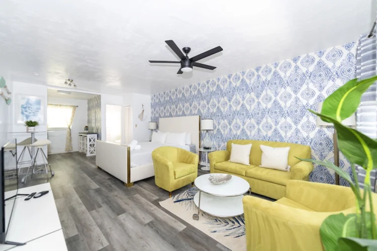 SOFI BEACH APARTMENT #1