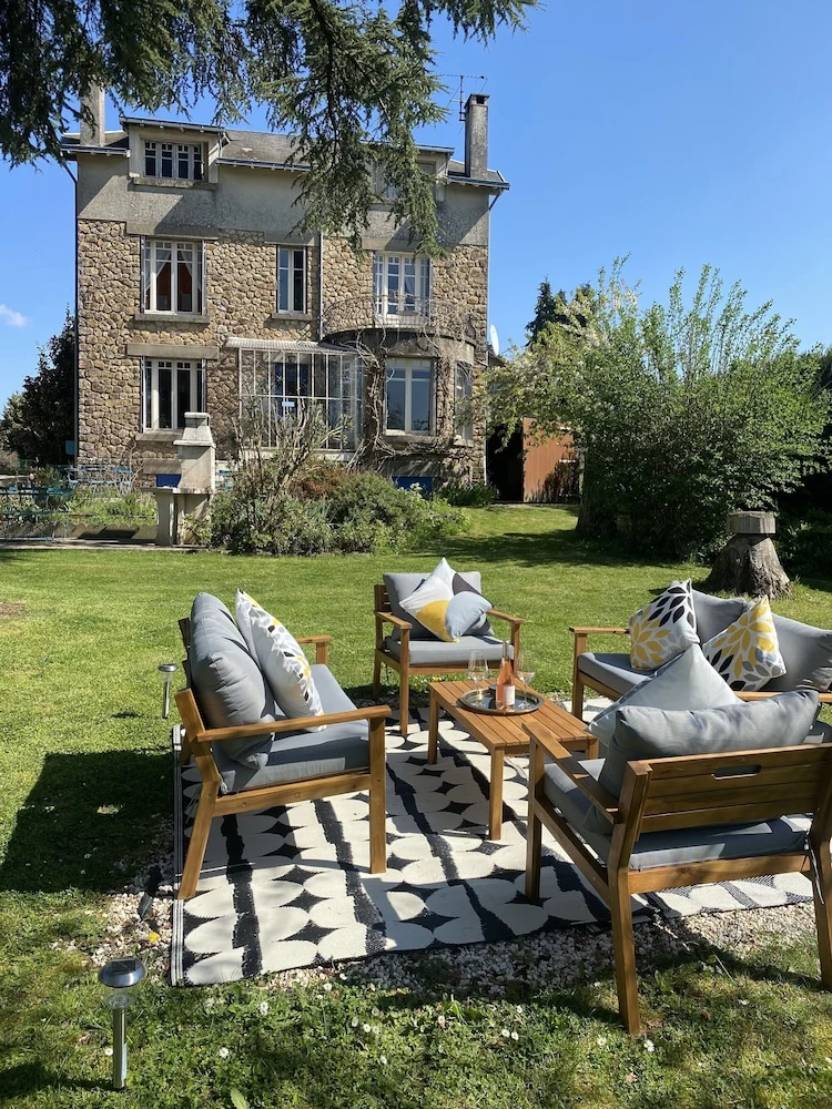 Maison De Montgibaud #1
