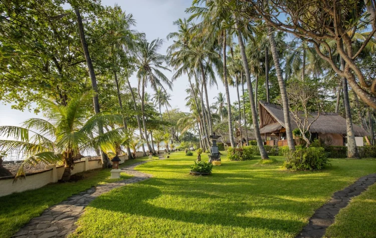 Alam Anda Ocean Front Resort & Spa #1
