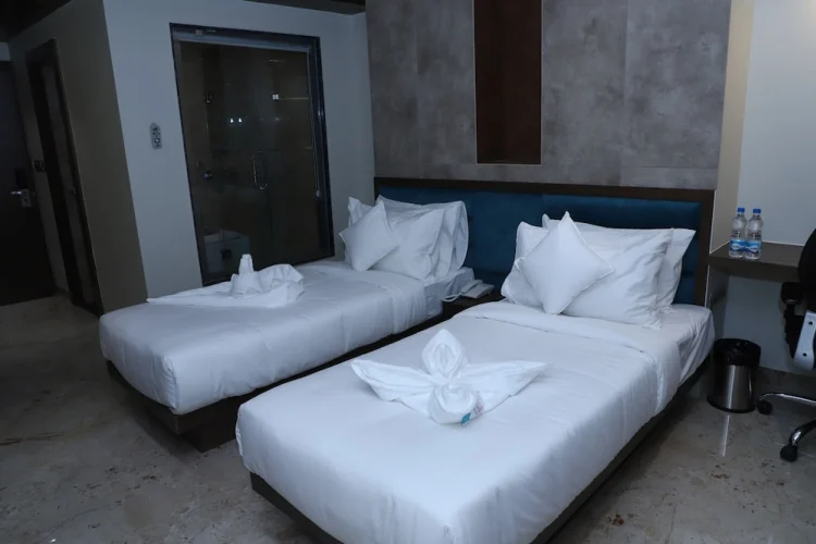 The Royal Class Hotel #1