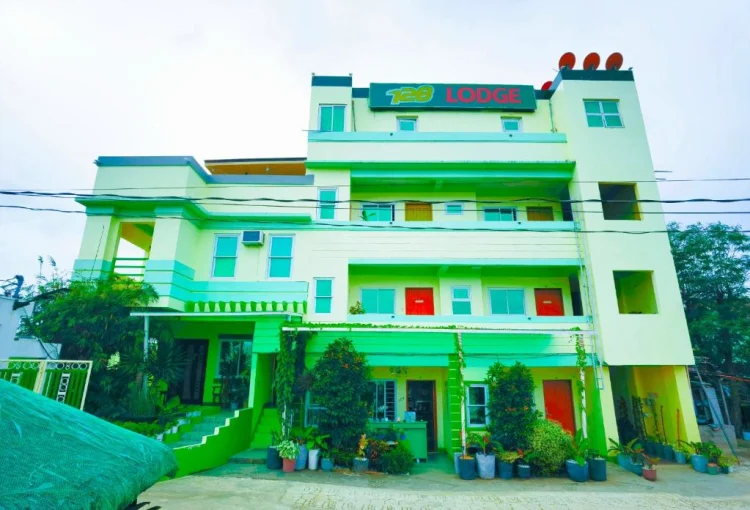 红多兹酒店@卡加延谷D128旅馆 #1