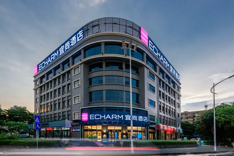 宜尚酒店南宁白沙大道亭江立交步步高店 #1