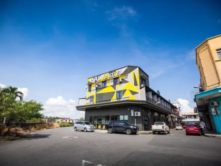 Paly Hotel Semporna #1