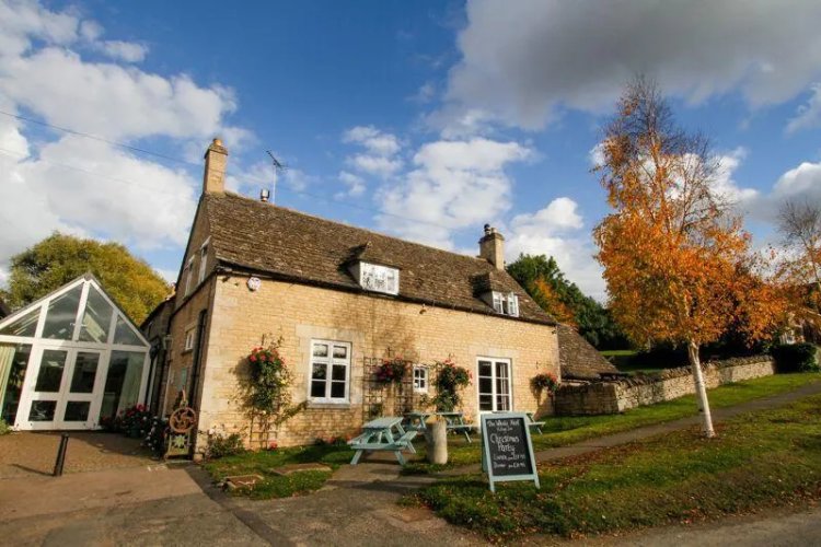 The White Hart #1