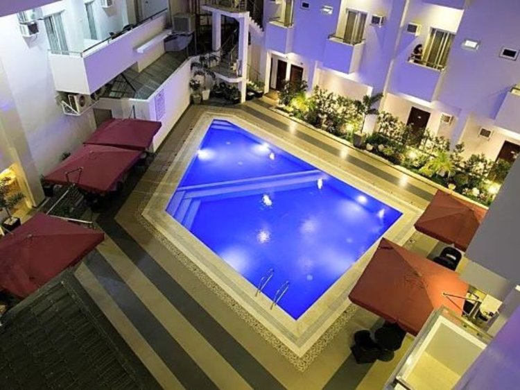 Zen hotel clearance