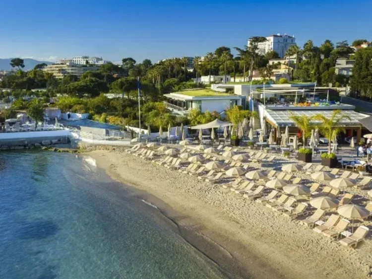 Cap antibes beach store