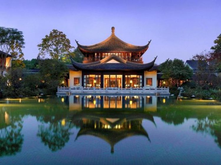 Four Seasons Hotel Hangzhou at West Lake in Hangzhou City