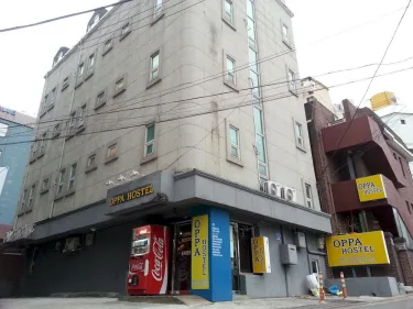 OPPA Hostel Sinchon-Hongdae in Seoul | 2023 Updated prices, deals ...