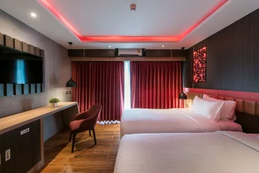Hug Deluxe Twin Room