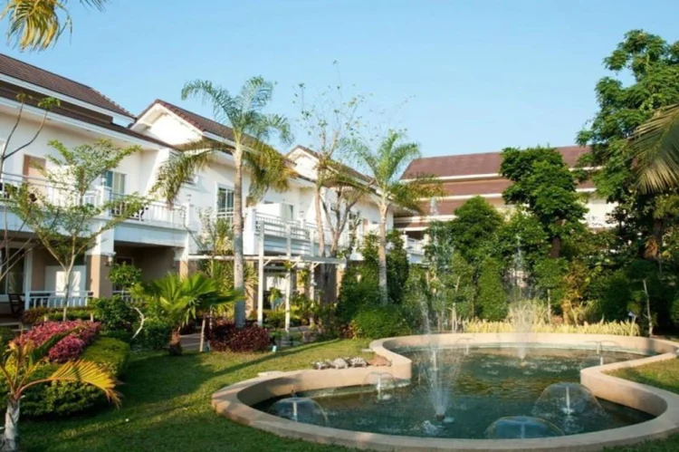 โรงแร้มต้นหว้า รีสอร์ท ขอนแก่น