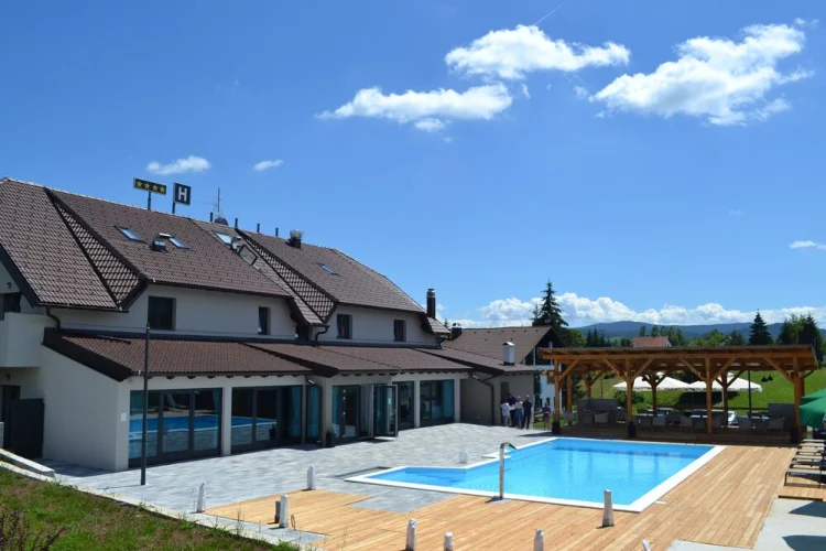 16 Lakes Hotel Općina Rakovica - 2023 hotel deals - Klook United States