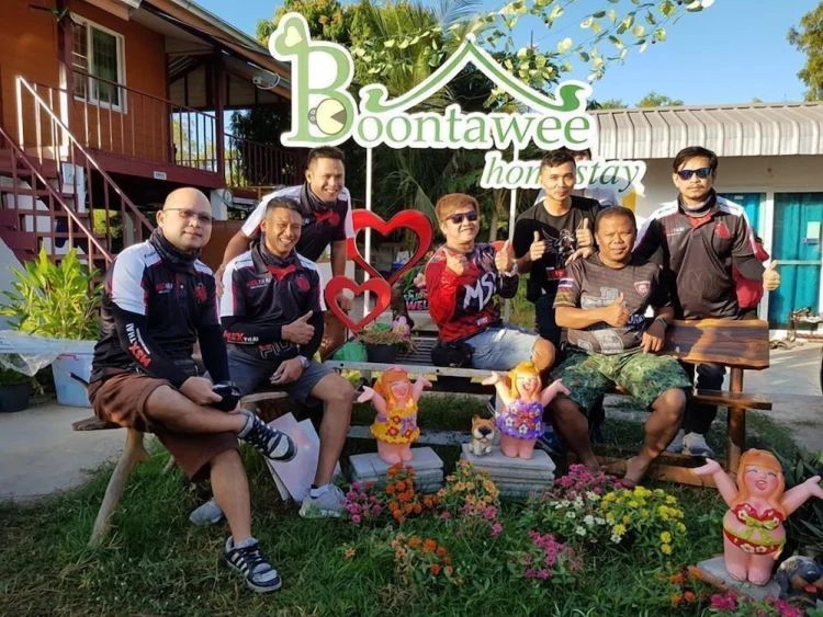 บุญทวีโฮมสเตย์(Boontawee homestay) ขอนแก่น รีวิว | โรงแรมที่พักรีสอร์ท ราคาถูก KHONKAEN-CARRENTAL.COM