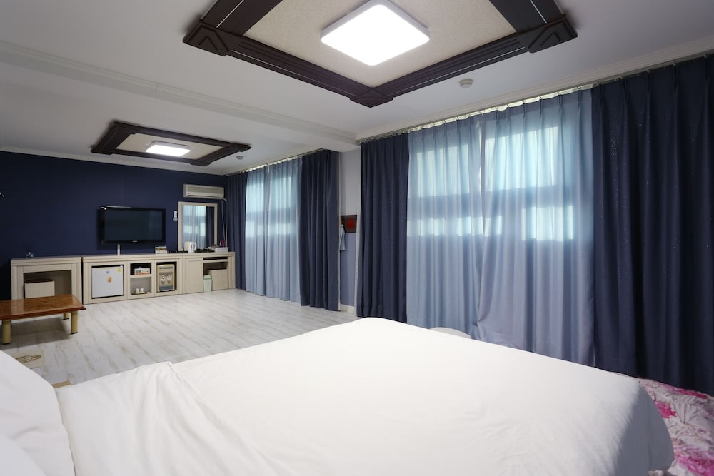 Paradais Motel Gangwon-do - 2022 hotel deals - Klook Canada