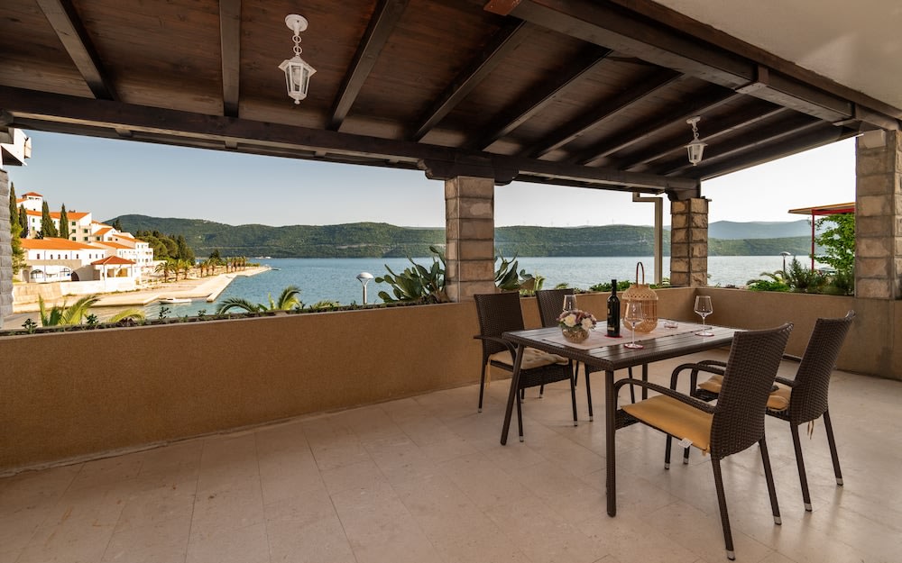 Apartmani Villa Kresic Neum municipality 2022 hotel deals Klook