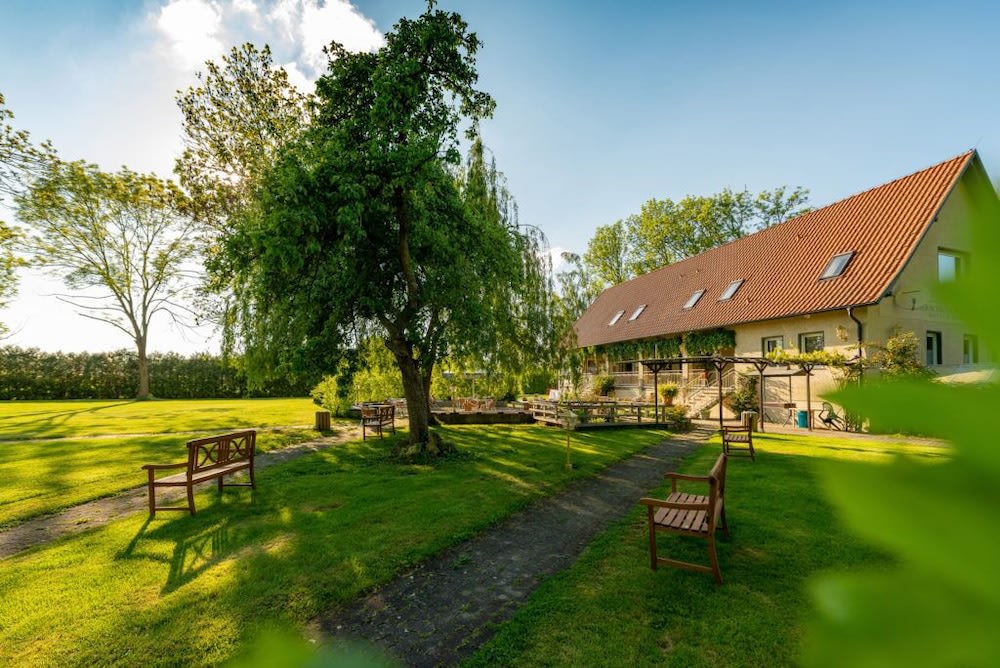 Hotel Wasserschlößchen Naumburg (Saale) 2022 hotel deals Klook