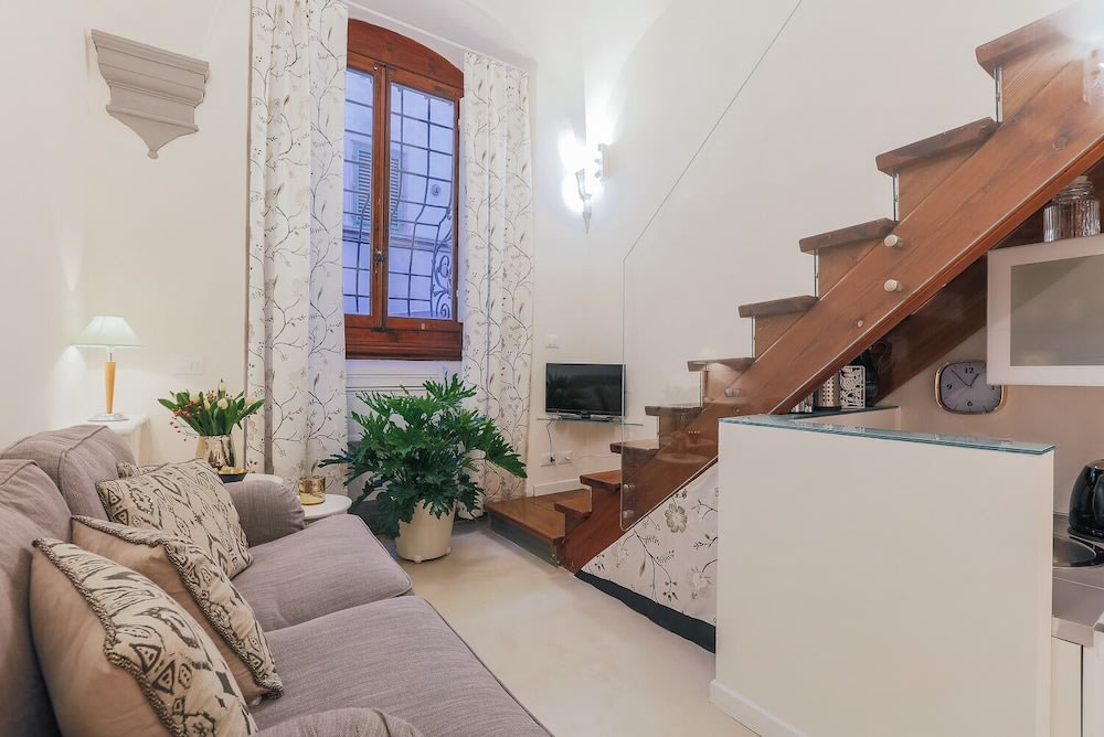 Duomo Romantic Nest Florence - 2022 hotel deals - Klook United States