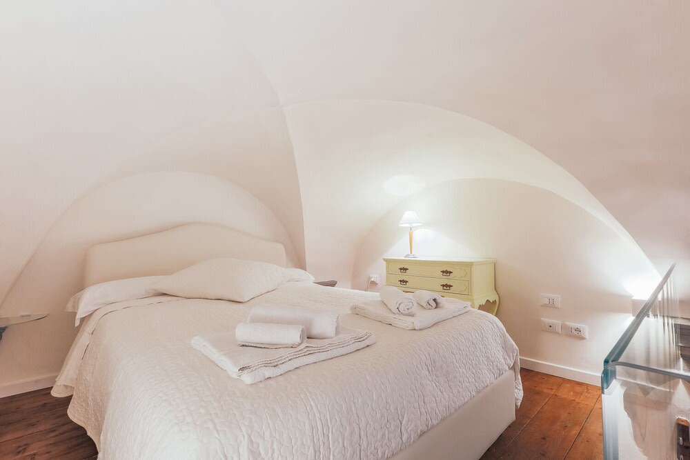 Duomo Romantic Nest Florence - 2022 hotel deals - Klook United States