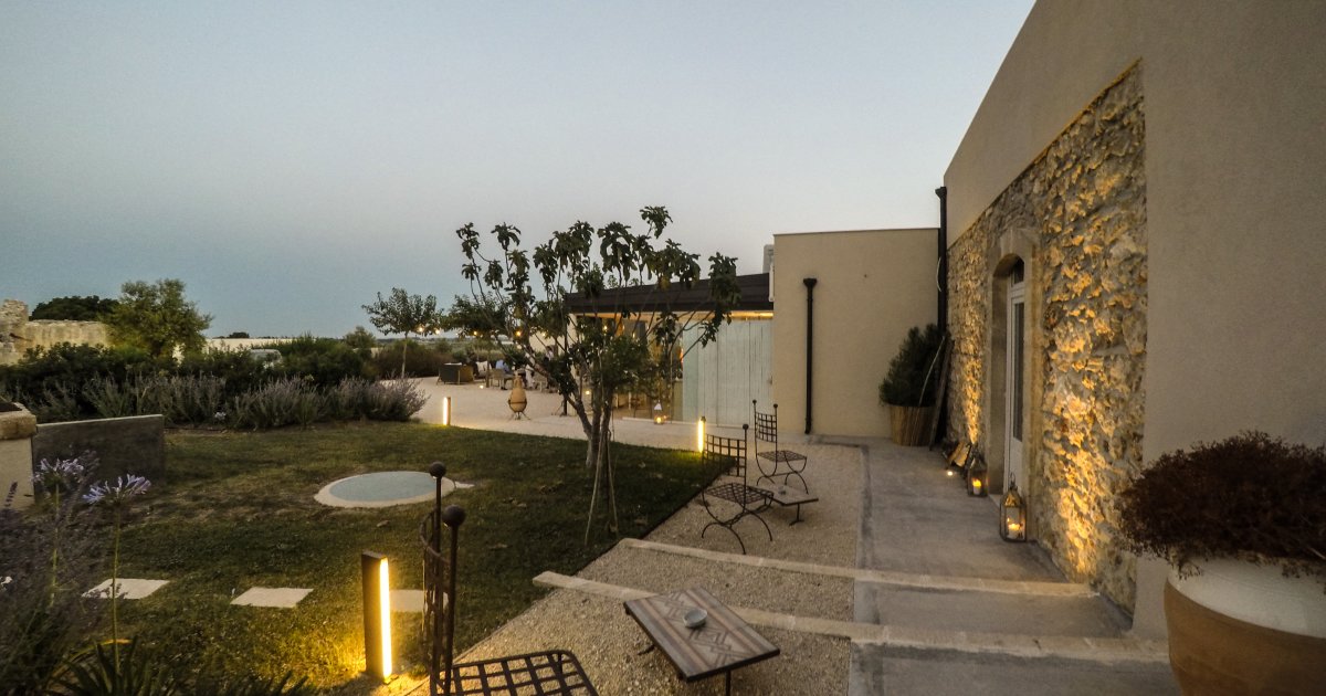 Scilla Maris Charming Suites In Noto 2025 Updated Prices Deals scilla-maris-charming-suites-in-noto-2025-updated-prices-deals