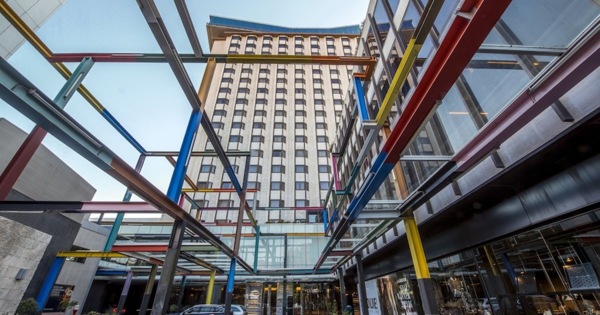 porto palácio hotel by the editory