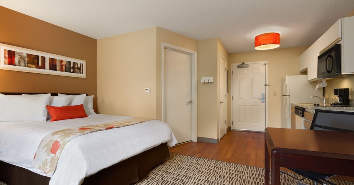 Suburban Studios Charlotte – Executive Park in Charlotte | 2026 Updated ...