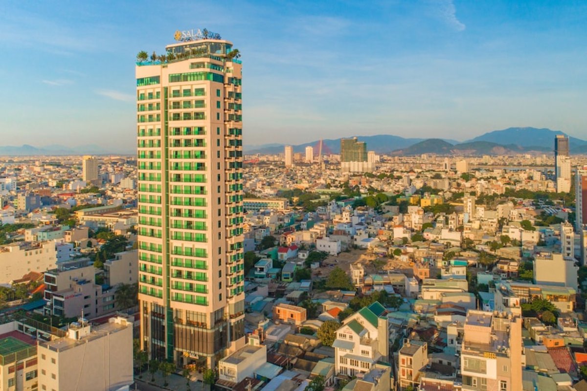 sala danang beach hotel