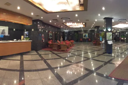 雪绒花丹阳观光酒店