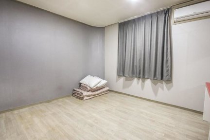 Q Motel Wanju