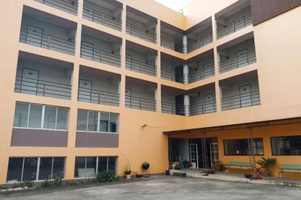 新湾仔帕常酒店