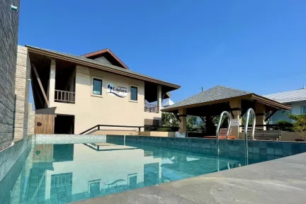 La Playa Boutique Resort