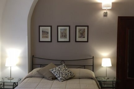 B&B Macrina