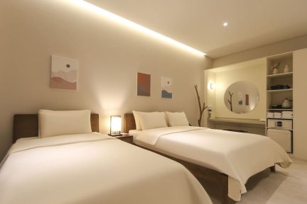 Hermon Hotel Gangseo