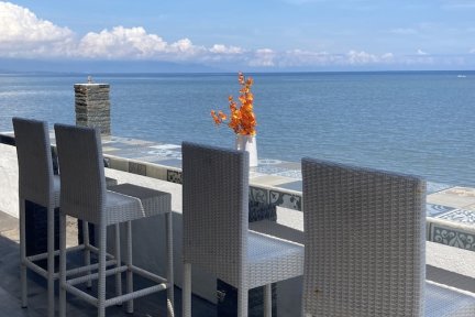 Villa Agung Beach Inn