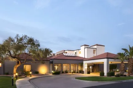 Courtyard by Marriott Phoenix Airport