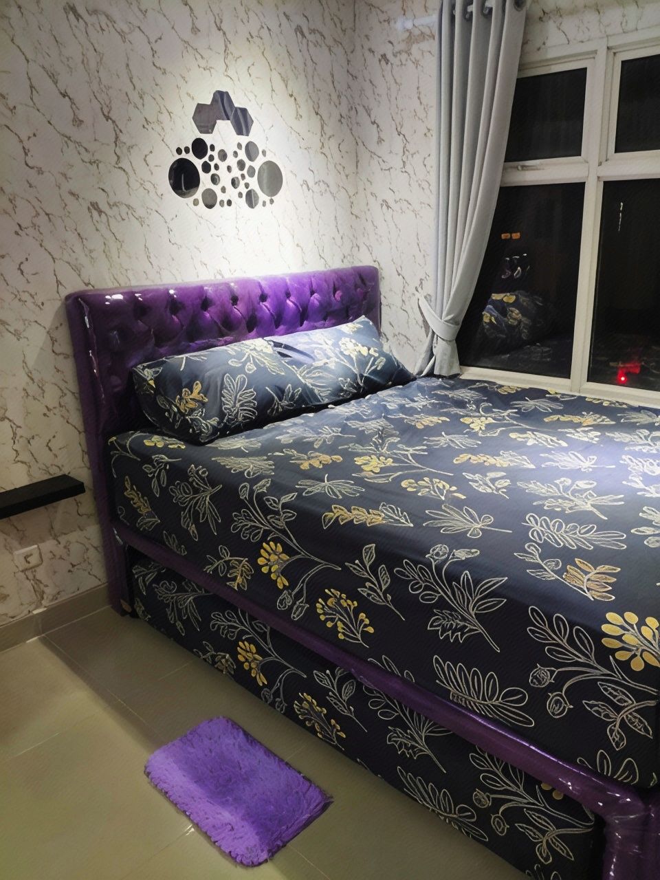 Central Park Mall Madison Park Apartment