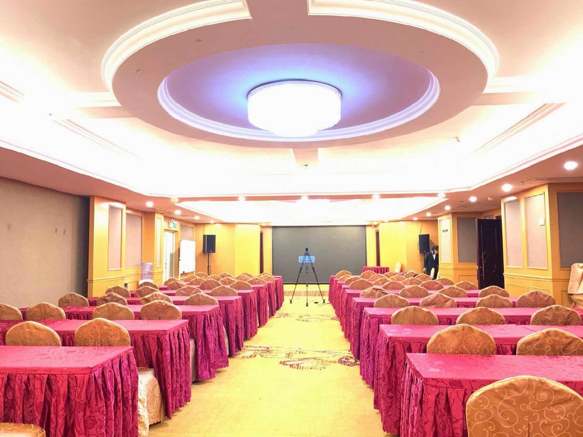 维也纳国际酒店广州同德围店 · 酒店设施