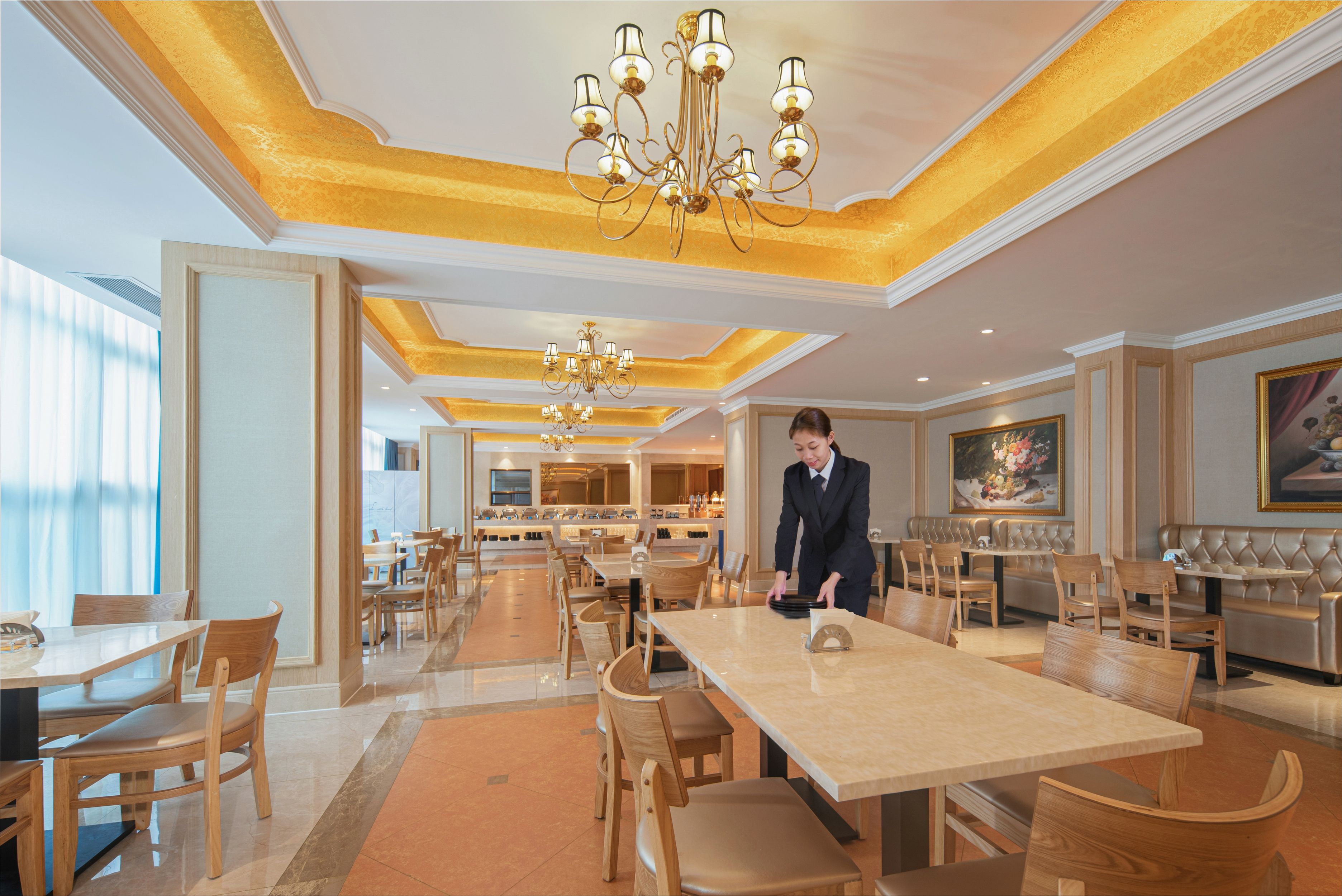 维也纳国际酒店(韶关翁源县城中心店) in Shaoguan City | 2024 Updated prices, deals ...