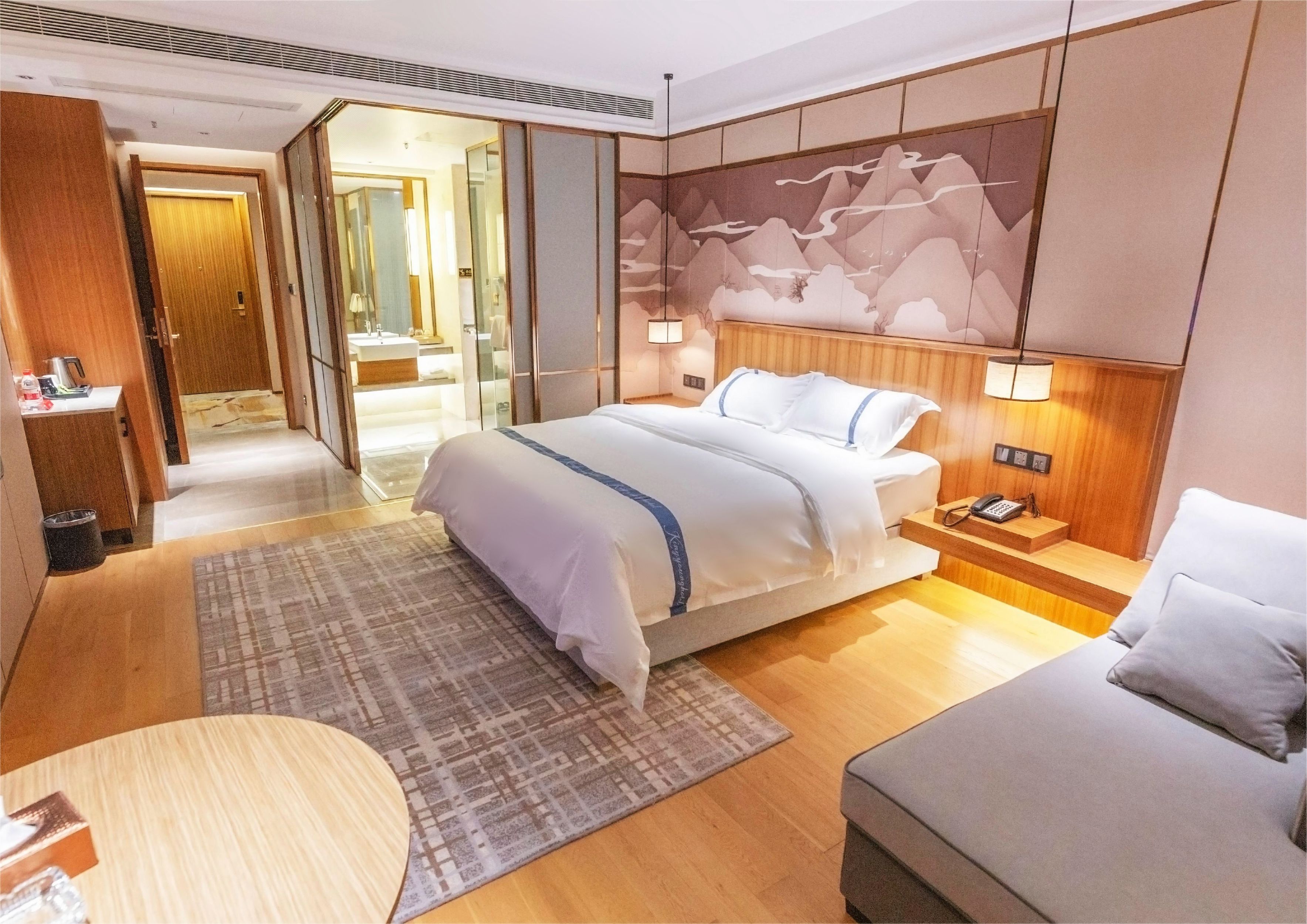 宽裕豪庭酒店（深圳东站店） in Shenzhen City | 2025 Updated prices, deals - Klook ...