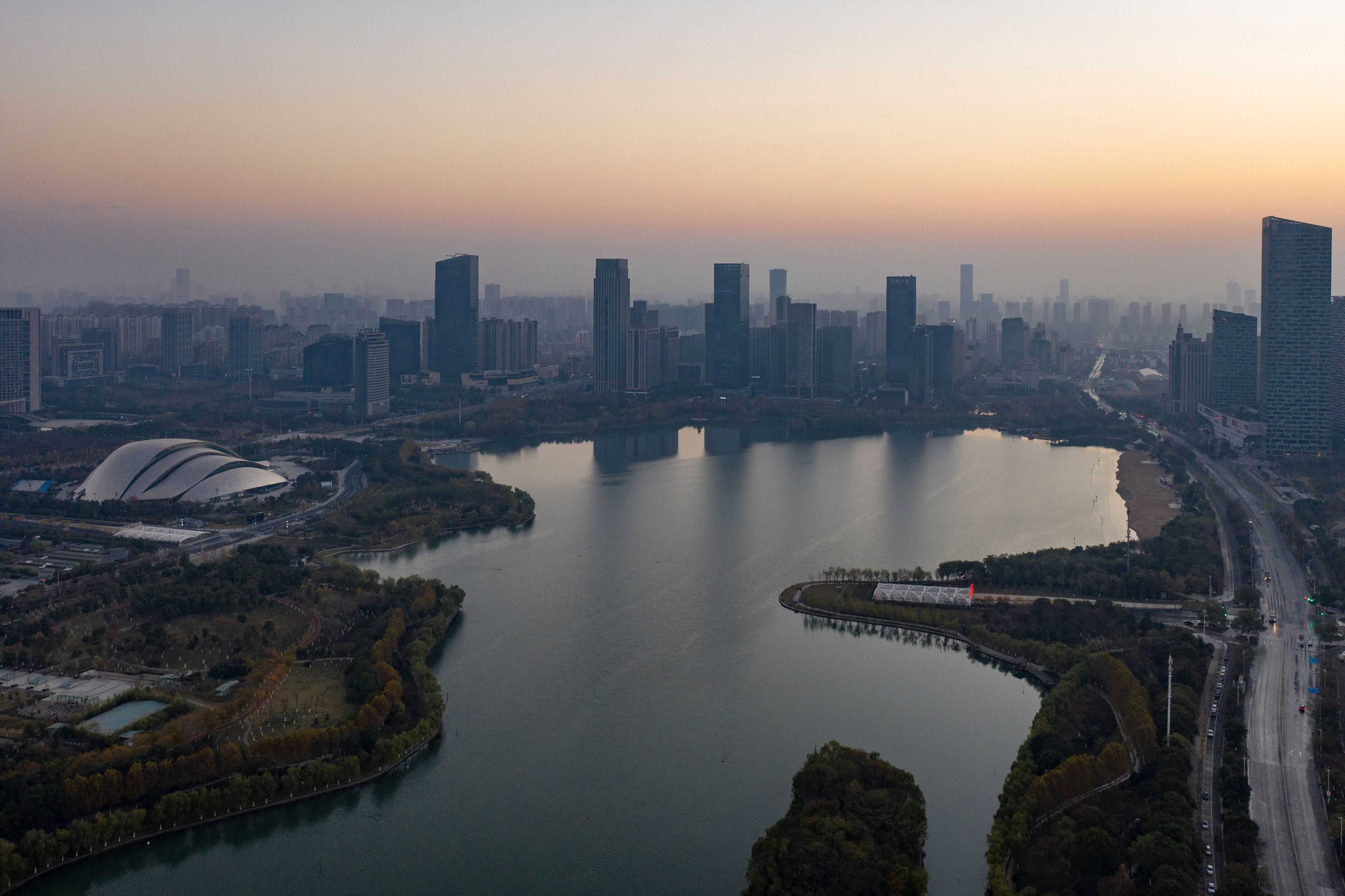 合肥政务区天鹅湖轻居酒店 in Hefei City | 2025 Updated prices, deals - Klook United ...