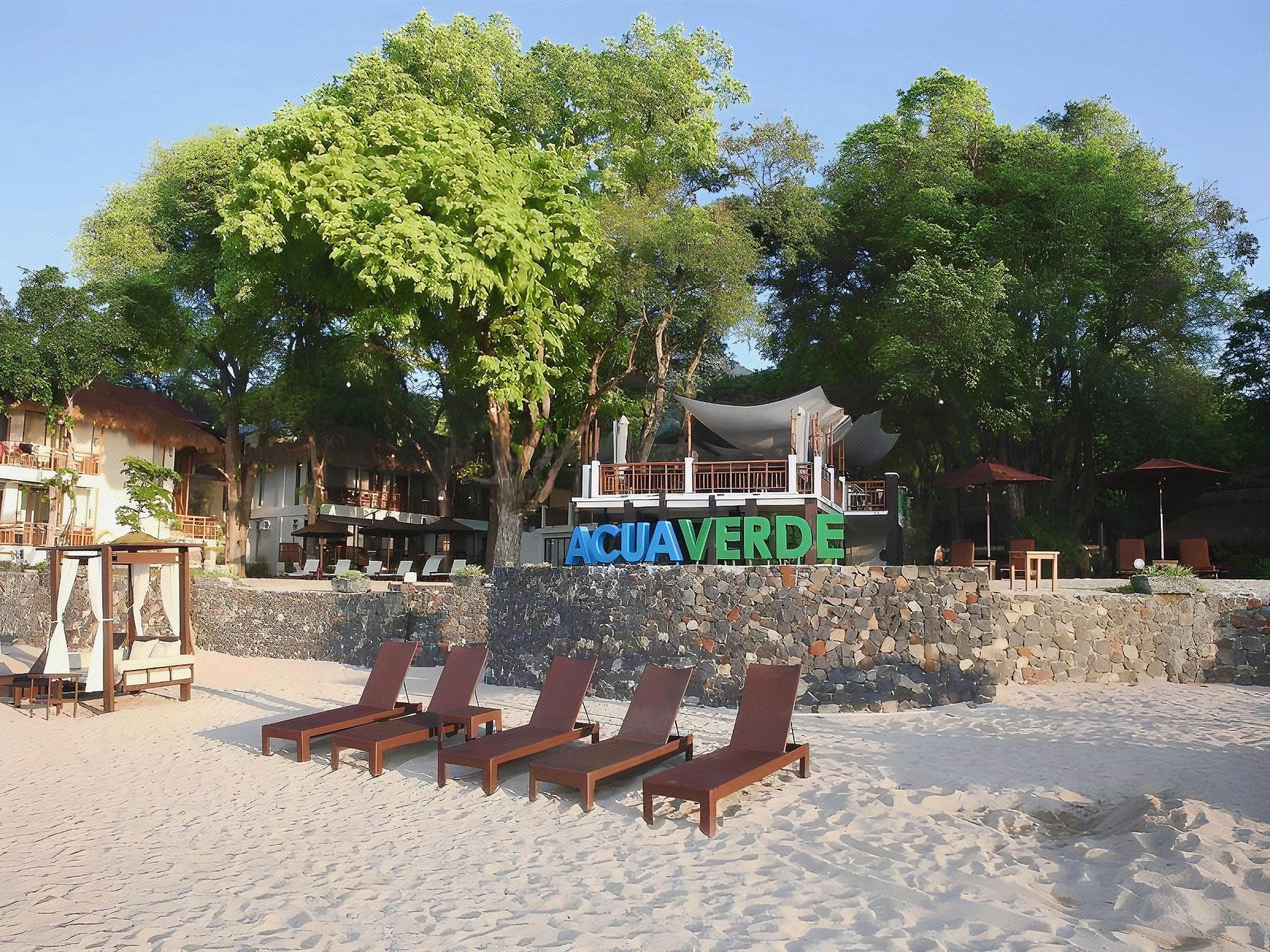 奥库瓦维德海滩度假村酒店